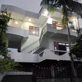 Queen Villa